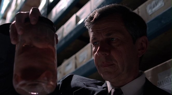 The X-Files - Salaiset kansiot - The Erlenmeyer Flask - Kuvat elokuvasta - William B. Davis