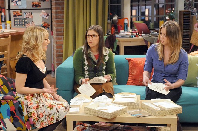 The Big Bang Theory - Die Urlaubs-Diktatur - Filmfotos - Melissa Rauch, Mayim Bialik, Kaley Cuoco