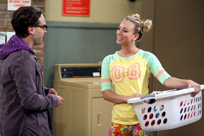 The Big Bang Theory - Season 2 - Stein, Schere, Spock - Filmfotos - Johnny Galecki, Kaley Cuoco