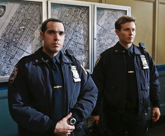 Blue Bloods - Crime Scene New York - Secrets and Lies - Photos - Sebastian Sozzi, Will Estes