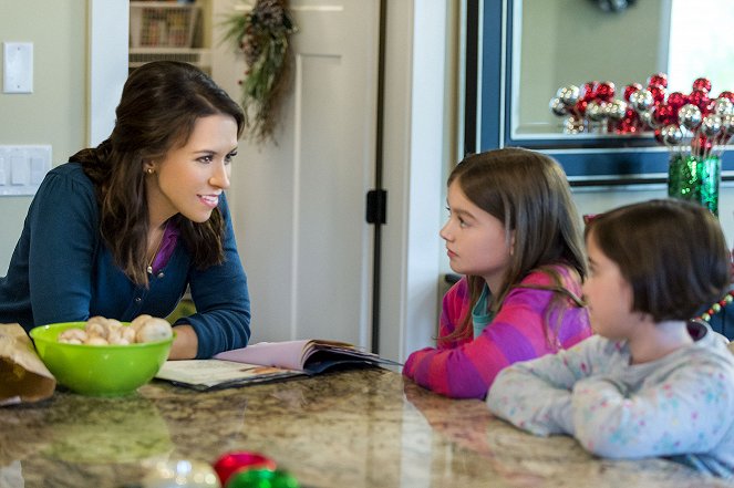 Family for Christmas - Do filme - Lacey Chabert, Milli Wilkinson