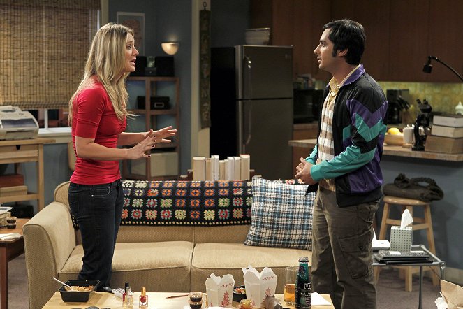 The Big Bang Theory - Season 5 - The Skank Reflex Analysis - Photos - Kaley Cuoco, Kunal Nayyar