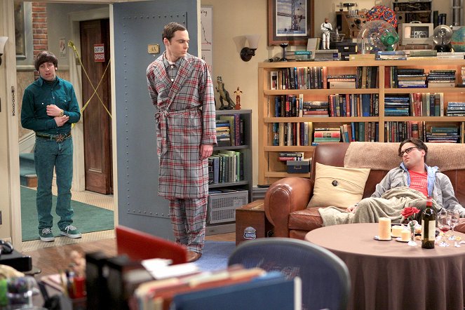 The Big Bang Theory - Season 4 - The Roommate Transmogrification - Do filme - Simon Helberg, Jim Parsons, Johnny Galecki