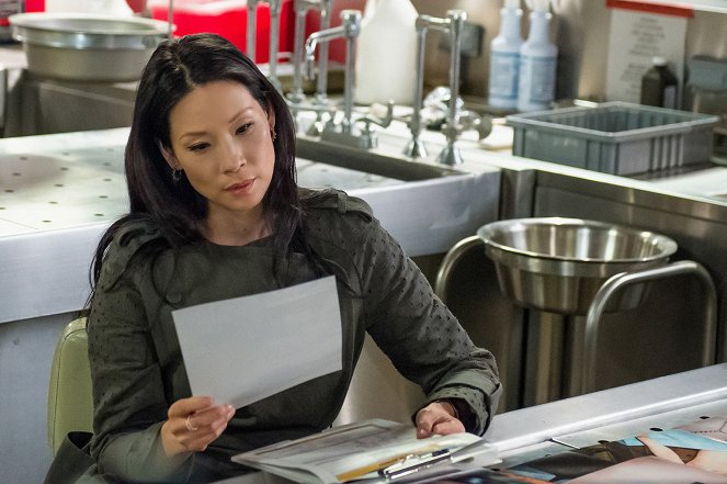 Elementary - Art in the Blood - Photos - Lucy Liu