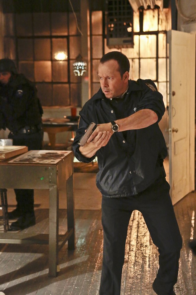 Blue Bloods - Fathers and Sons - Van film - Donnie Wahlberg