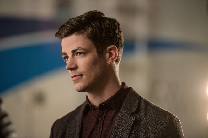 Legends of Tomorrow - Invasion! - Photos - Grant Gustin