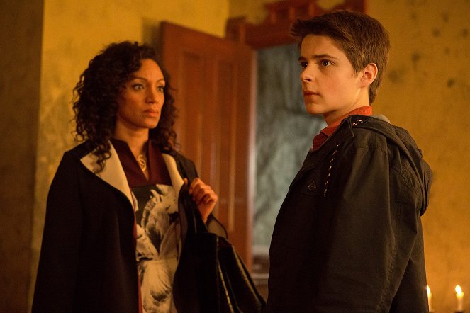Mostly Ghostly 3: One Night in Doom House - Photos - Karen Holness, Corey Fogelmanis