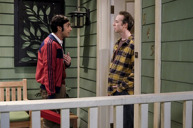 The Big Bang Theory - La colisión en la división de la propiedad - De la película - Kunal Nayyar, Kevin Sussman
