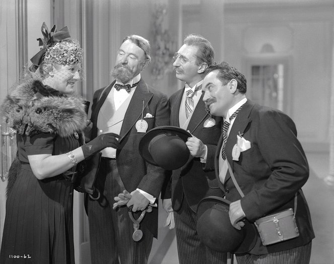 Ninotchka - Z filmu - Mary Forbes, Sig Ruman, Felix Bressart, Alexander Granach
