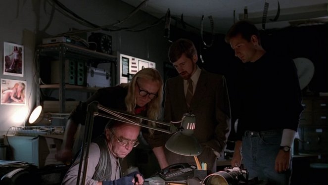 The X-Files - Blood - Photos - Tom Braidwood, Dean Haglund, Bruce Harwood, David Duchovny