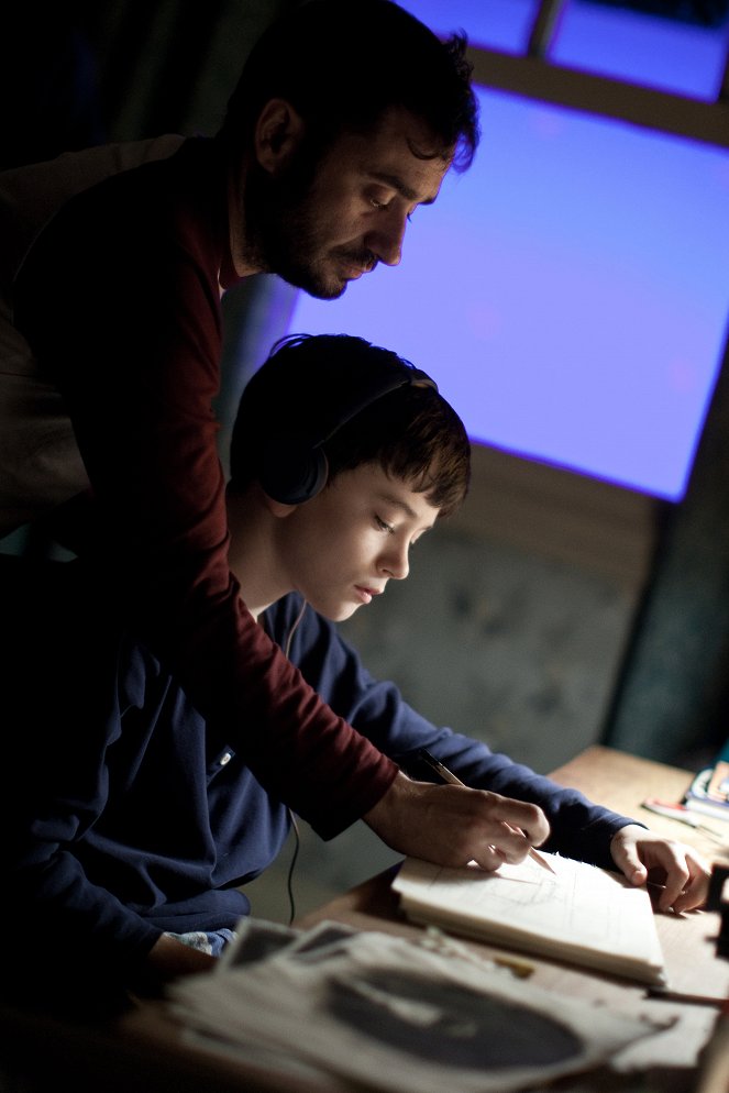 A Monster Calls - Making of - J.A. Bayona, Lewis MacDougall