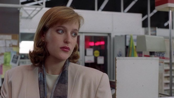 The X-Files - Duane Barry - Photos - Gillian Anderson