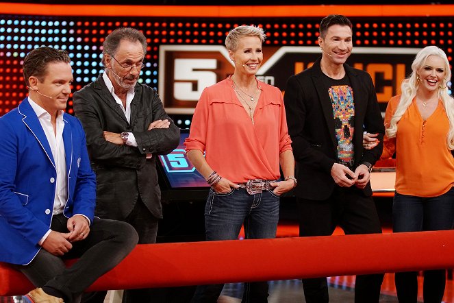 5 gegen Jauch - Prominenten-Special - Film - Stefan Mross, Hugo Egon Balder, Sonja Zietlow, Lucas Cordalis, Daniela Katzenberger
