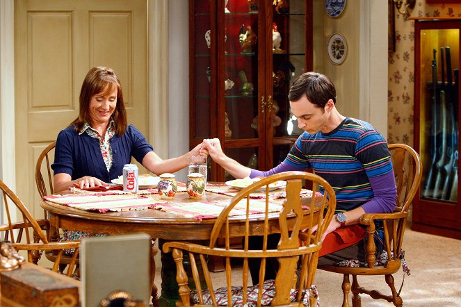 The Big Bang Theory - Season 3 - The Electric Can Opener Fluctuation - Photos - Laurie Metcalf, Jim Parsons