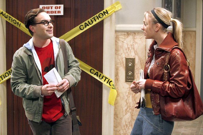 The Big Bang Theory - Season 2 - The Classified Materials Turbulence - Photos - Johnny Galecki, Kaley Cuoco