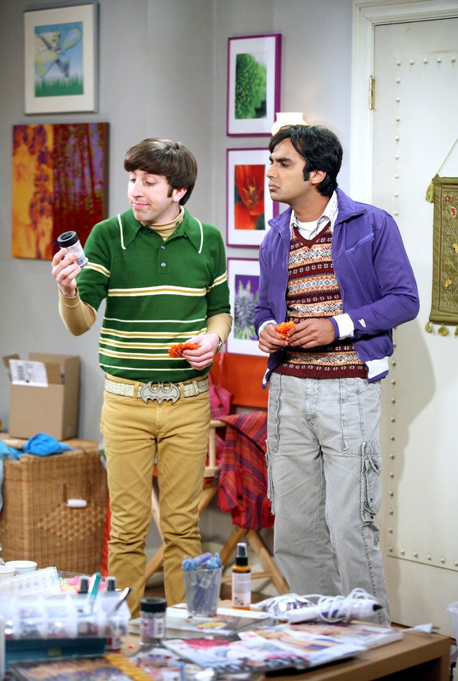 The Big Bang Theory - Season 2 - The Work Song Nanocluster - Photos - Simon Helberg, Kunal Nayyar