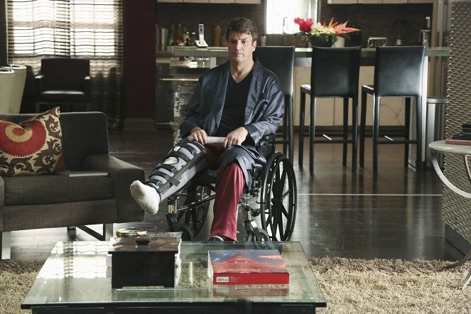 Castle - The Lives of Others - Photos - Nathan Fillion