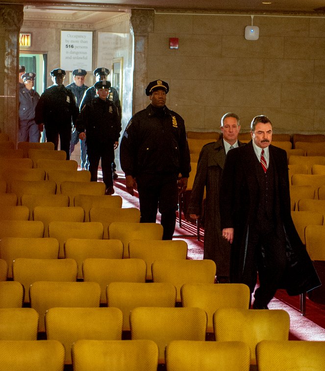 Blue Bloods - Crime Scene New York - Inside Jobs - Photos - Tom Selleck