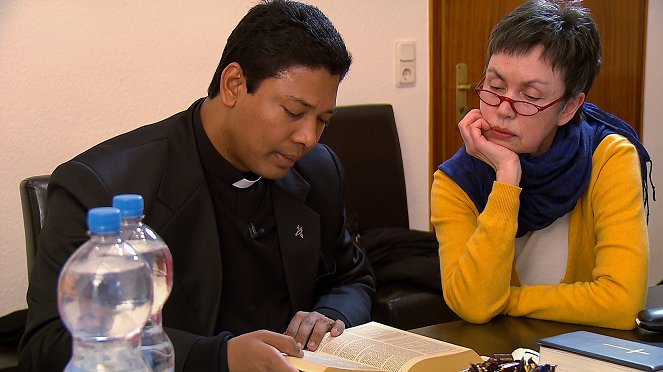 Mission Deutschland - Indische Priester für das Bistum Trier - Van film