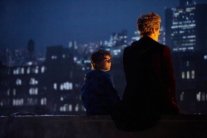 Doctor Who - The Return of Doctor Mysterio - Photos