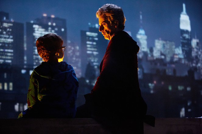 Doctor Who - The Return of Doctor Mysterio - Photos - Peter Capaldi