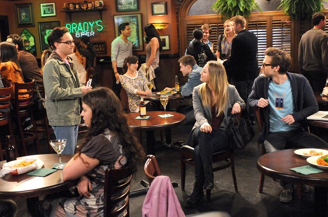 The Big Bang Theory - The Ornithophobia Diffusion - Van film - Johnny Galecki, Kaley Cuoco