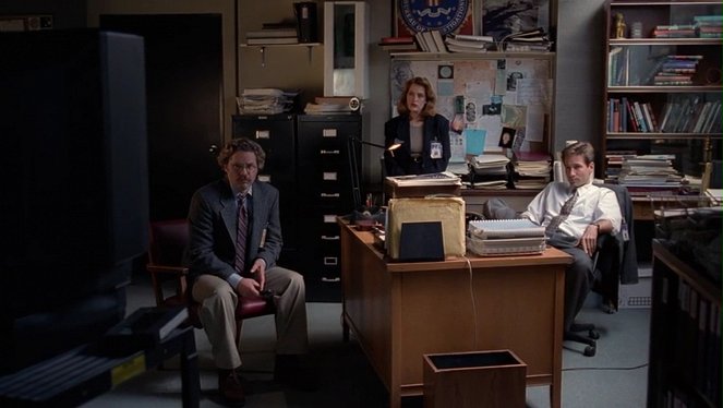 The X-Files - Firewalker - Van film - Gillian Anderson, David Duchovny