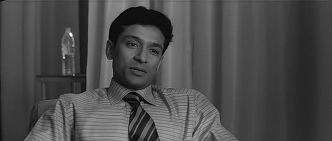 Dosar - Do filme - Tota Roy Chowdhury