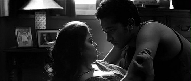 Dosar - De la película - Parambrata Chattopadhyay
