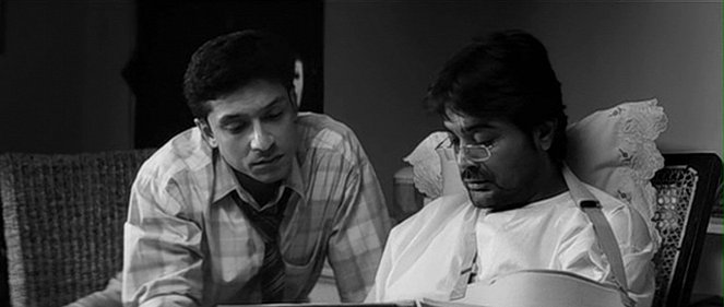 Dosar - Do filme - Tota Roy Chowdhury, Prasenjit Chatterjee