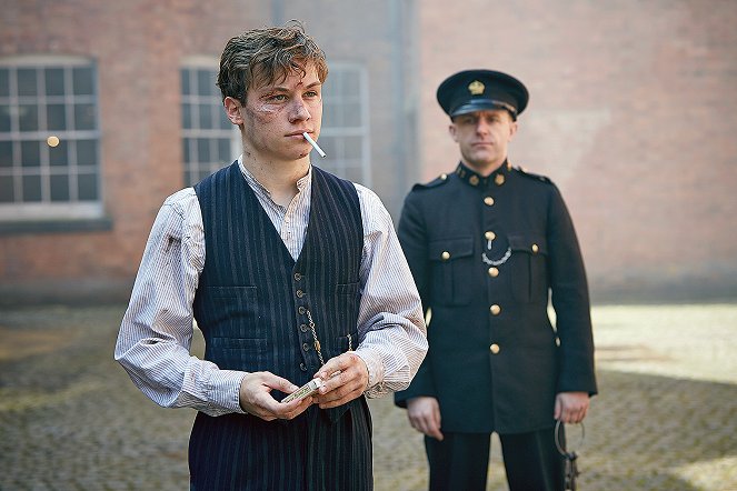 Peaky Blinders - Gangs of Birmingham - Der Ort des Geschehens - Filmfotos - Finn Cole