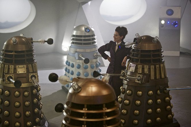 Doctor Who - Season 9 - The Witch's Familiar - Photos