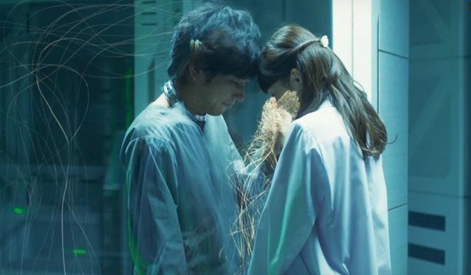 Assassination Classroom: La Graduación - De la película - Kazunari Ninomiya, 桐谷美玲