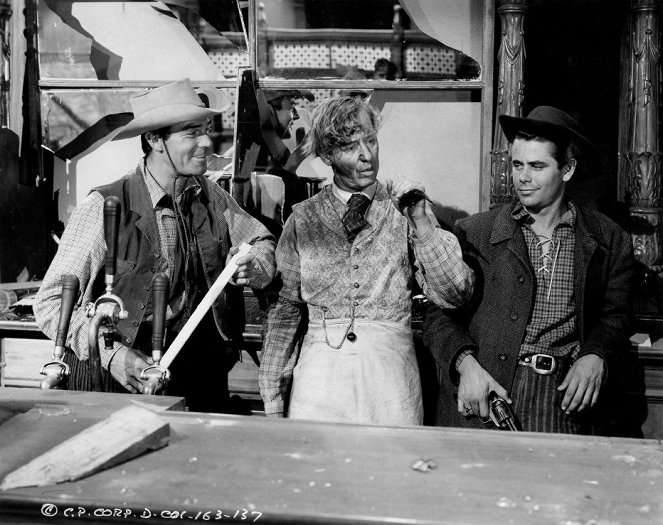 Kultainen länsi - Kuvat elokuvasta - Randolph Scott, Glenn Ford