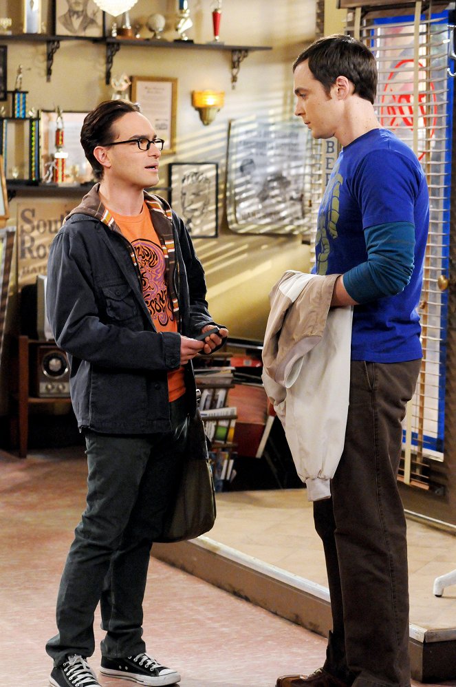 The Big Bang Theory - Season 5 - The Werewolf Transformation - Van film - Johnny Galecki, Jim Parsons