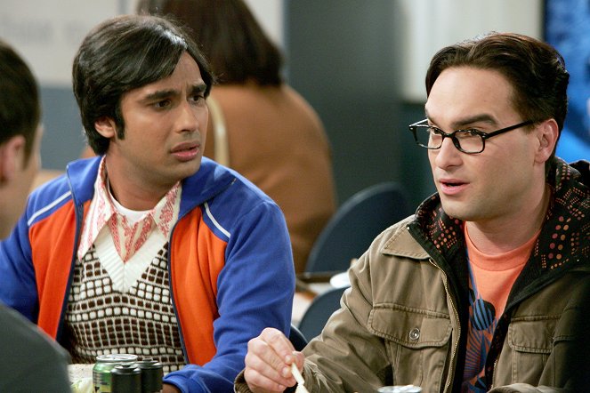 The Big Bang Theory - Der Mann, der seine Omi liebte - Filmfotos - Kunal Nayyar, Johnny Galecki