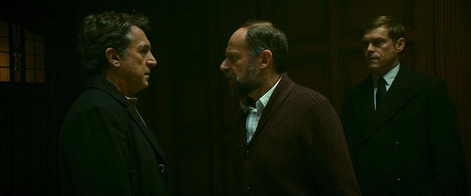 Cienie - Z filmu - François Cluzet, Denis Podalydès