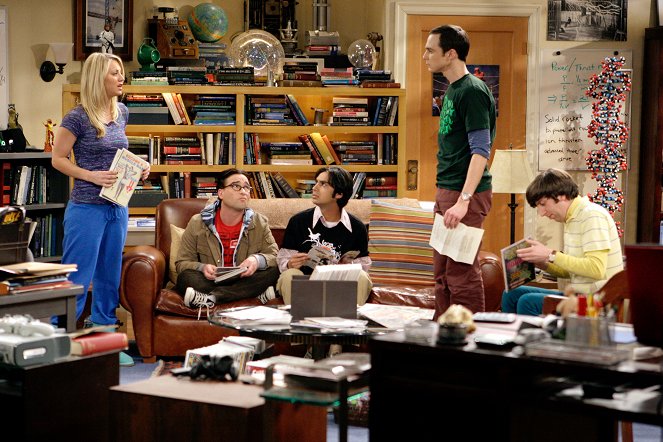 The Big Bang Theory - The Excelsior Acquisition - Photos - Kaley Cuoco, Johnny Galecki, Kunal Nayyar, Jim Parsons, Simon Helberg