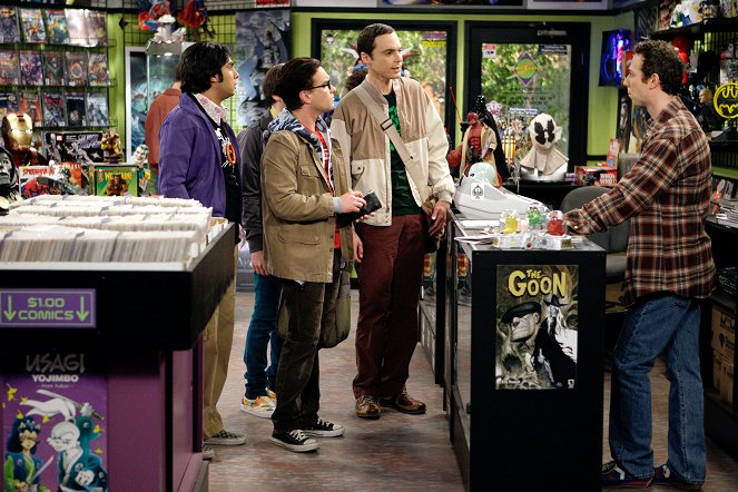 The Big Bang Theory - The Excelsior Acquisition - Photos - Kunal Nayyar, Johnny Galecki, Jim Parsons, Kevin Sussman