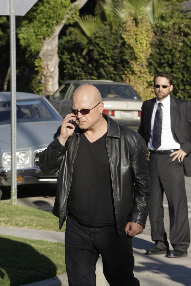 The Shield - Season 7 - Family Meeting - Photos - Michael Chiklis