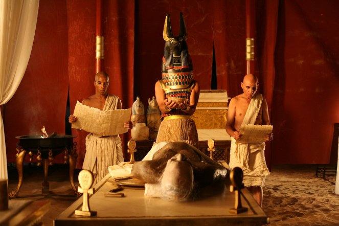 Mummies: Secrets of the Pharaohs - Van film