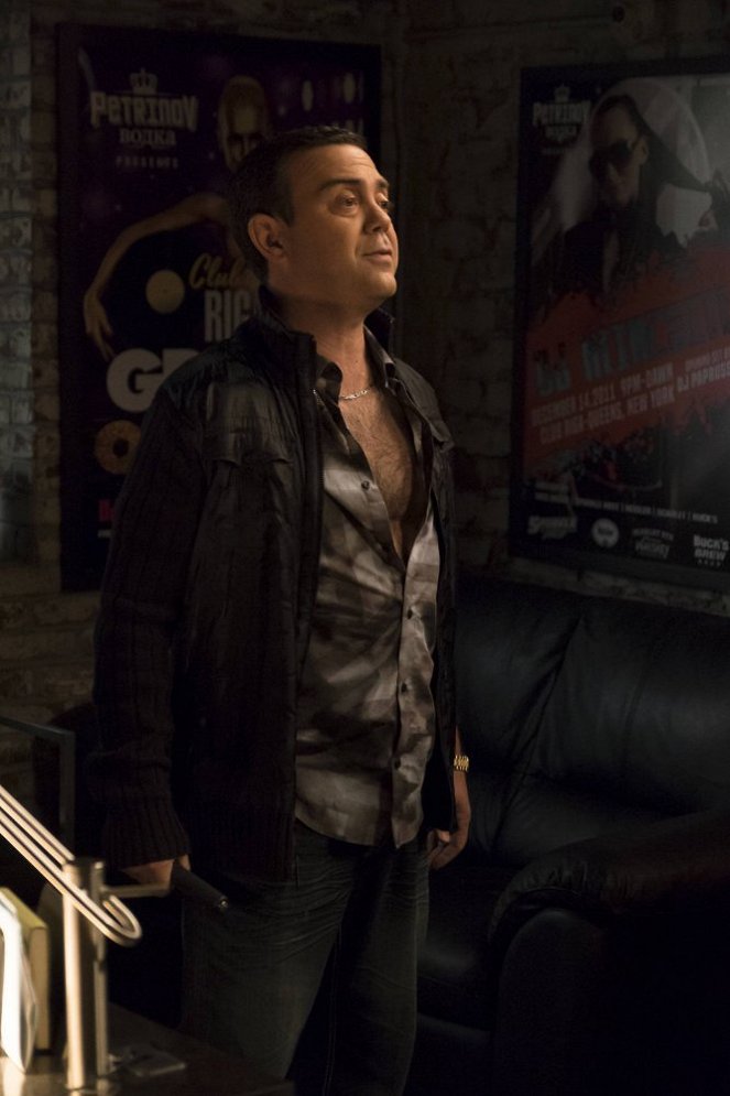 Brooklyn Nine-Nine - Captain Latvia - Photos - Joe Lo Truglio