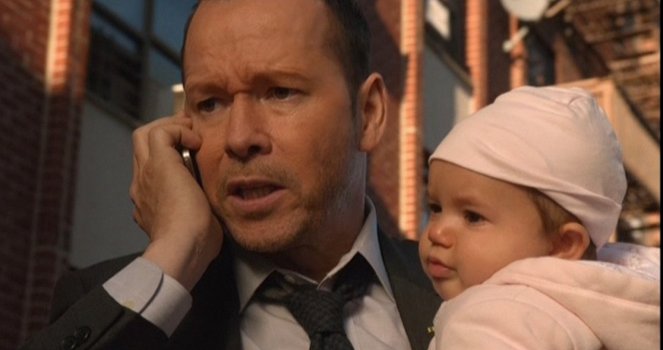 Blue Bloods - Crime Scene New York - Shoot the Messenger - Photos - Donnie Wahlberg