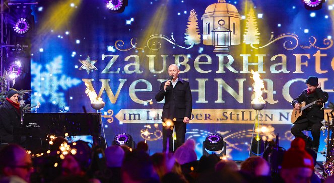 Zauberhafte Weihnacht im Land der "Stillen Nacht" - De la película - Helmut Lotti