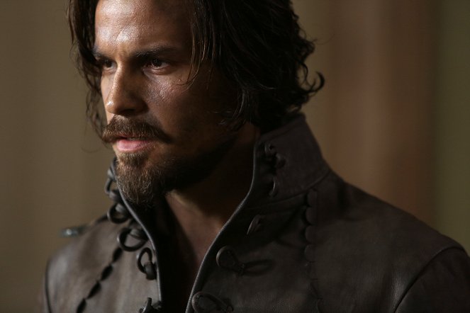 The Musketeers - Trial and Punishment - Photos - Santiago Cabrera