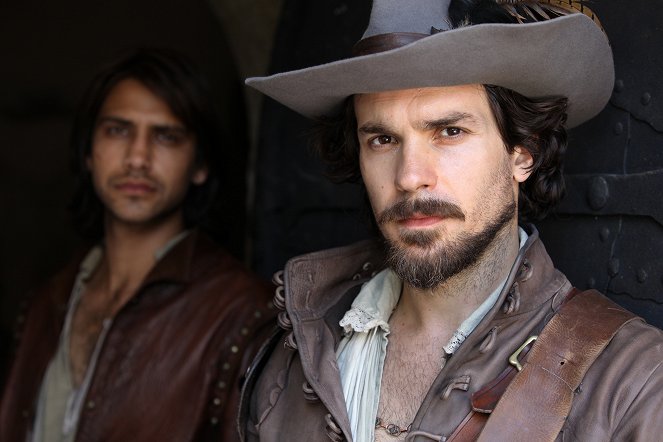 The Musketeers - The Exiles - Photos - Santiago Cabrera
