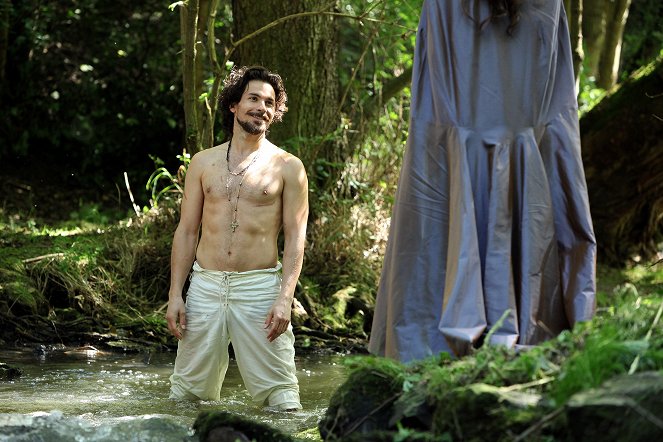 A muskétások - A lovagé a királynő - Filmfotók - Santiago Cabrera