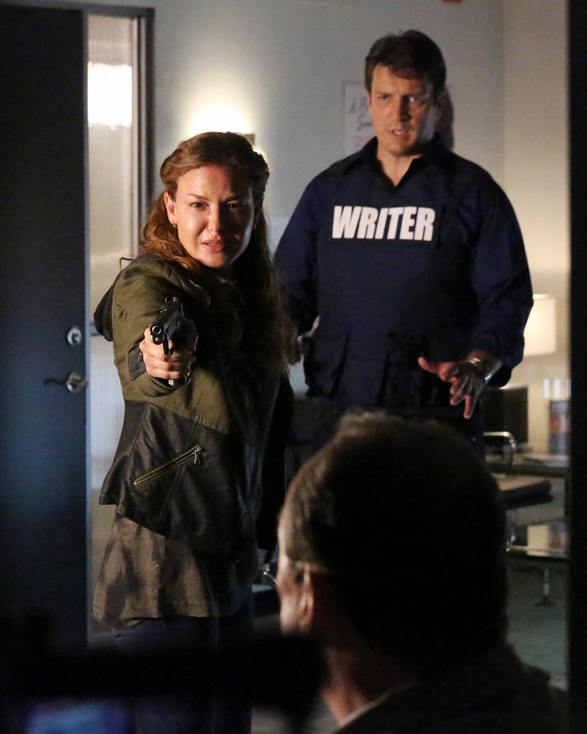 Castle - Number One Fan - Photos - Alicia Lagano, Nathan Fillion