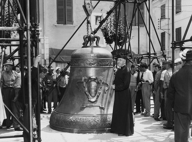 Don Camillo monsignore ma non troppo - Kuvat elokuvasta - Fernandel