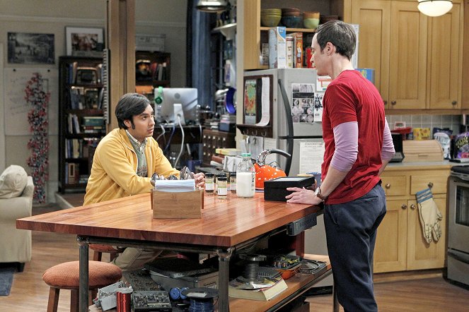 The Big Bang Theory - The Gorilla Dissolution - Van film - Kunal Nayyar, Jim Parsons